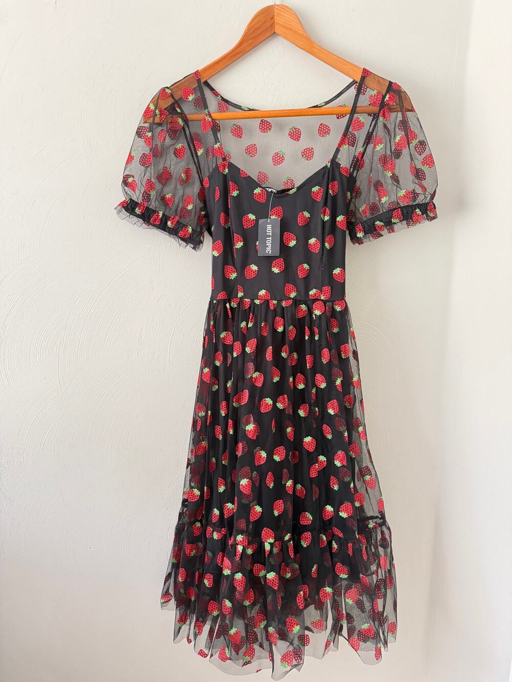 NWT Hot Topic Strawberry Glitter Mesh Dress Small Whimsigoth Dark Fairy